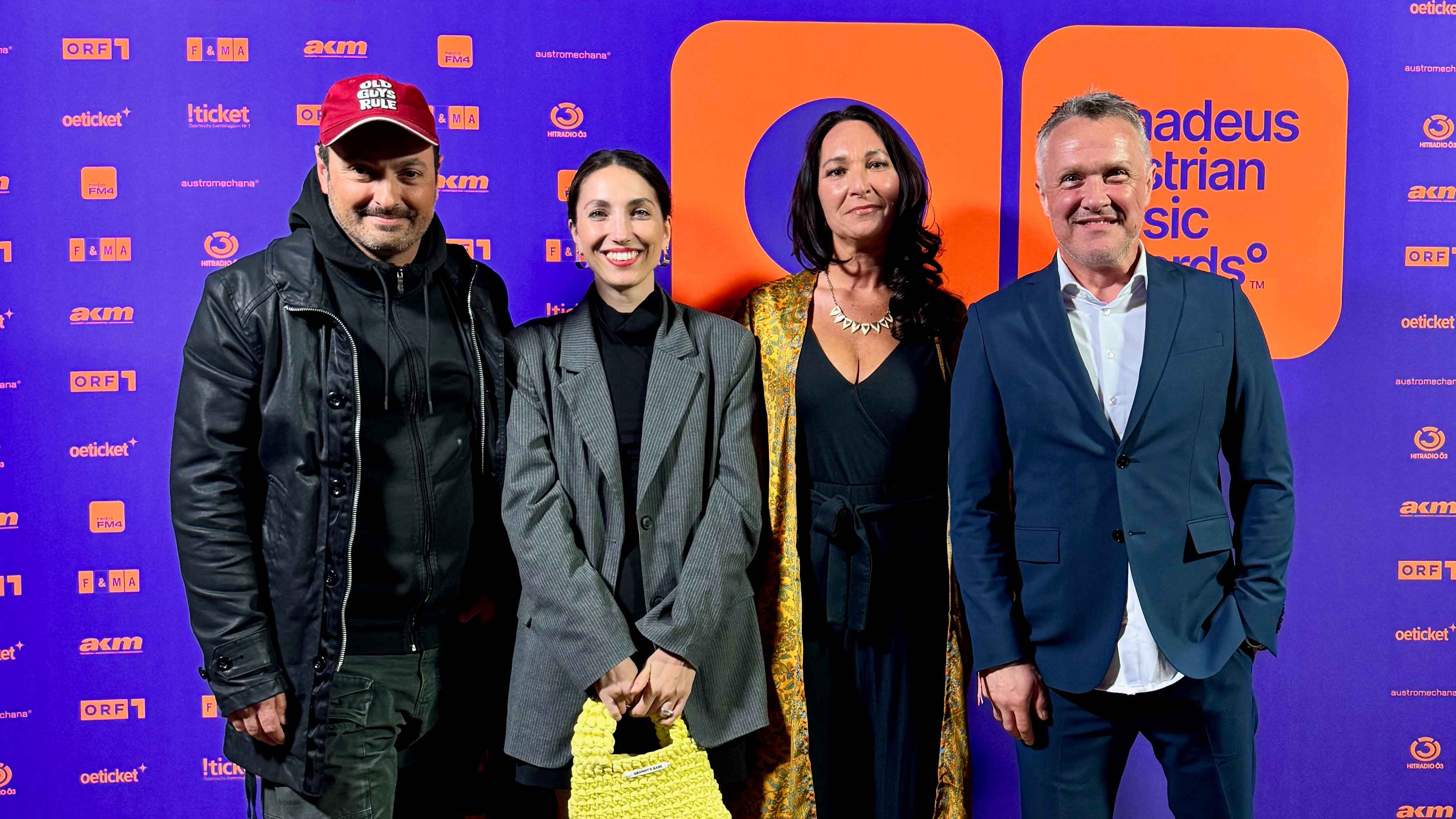 Trafen sich vor einigen Wochen beim Amadeus Austrian Music Award: Sasha Saedi (CEO Gridmusic), Floriane Kremp (Labelmanagerin Believe), Romy Reis (CEO Gridmusic) und Torsten Mewes (Directo...