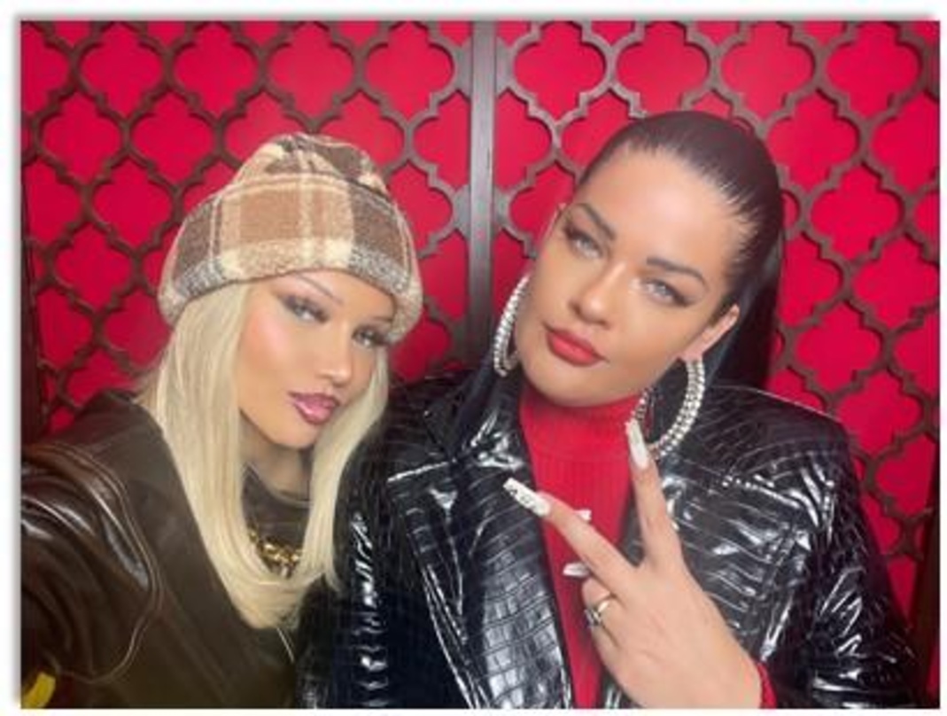 Landeten am Wochenende mit der Single "Be A Hoe, Break A Hoe" bei YouTube und Spotify ganz vorn: Shirin David und Kitty Kat