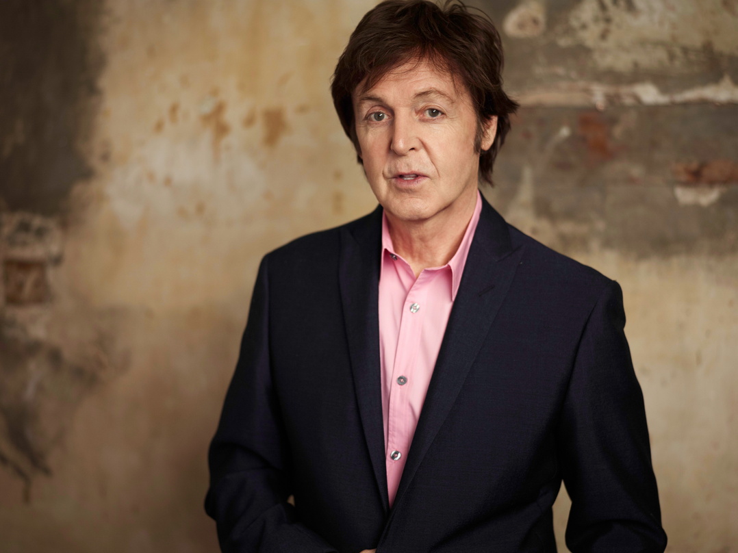 Sang bei der Benefizshow unter anderem als Ersatz für Kurt Cobain mit Nirvana: Paul McCartney