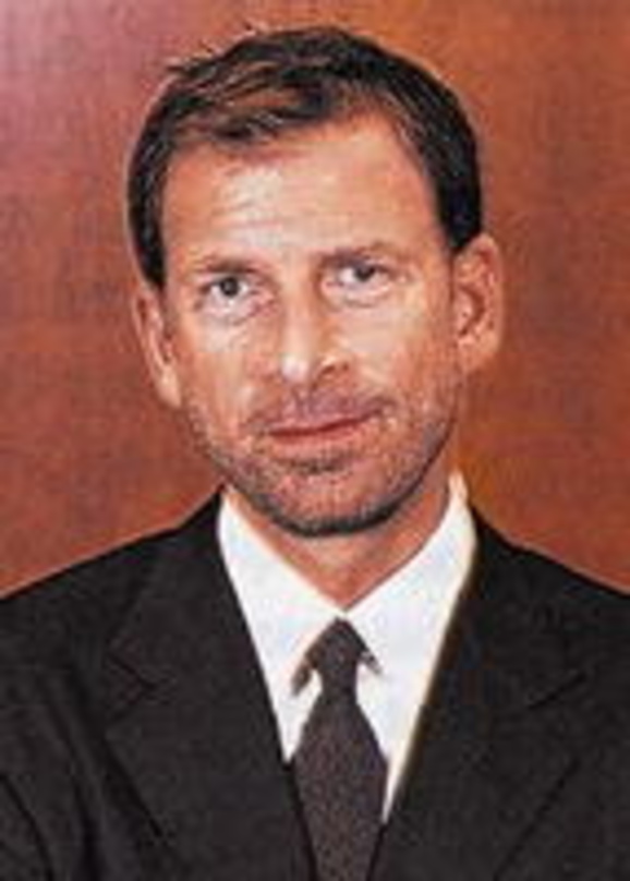 Plant eine weitere Sonderzahlung an das Topmanagement: Edgar Bronfman jr.