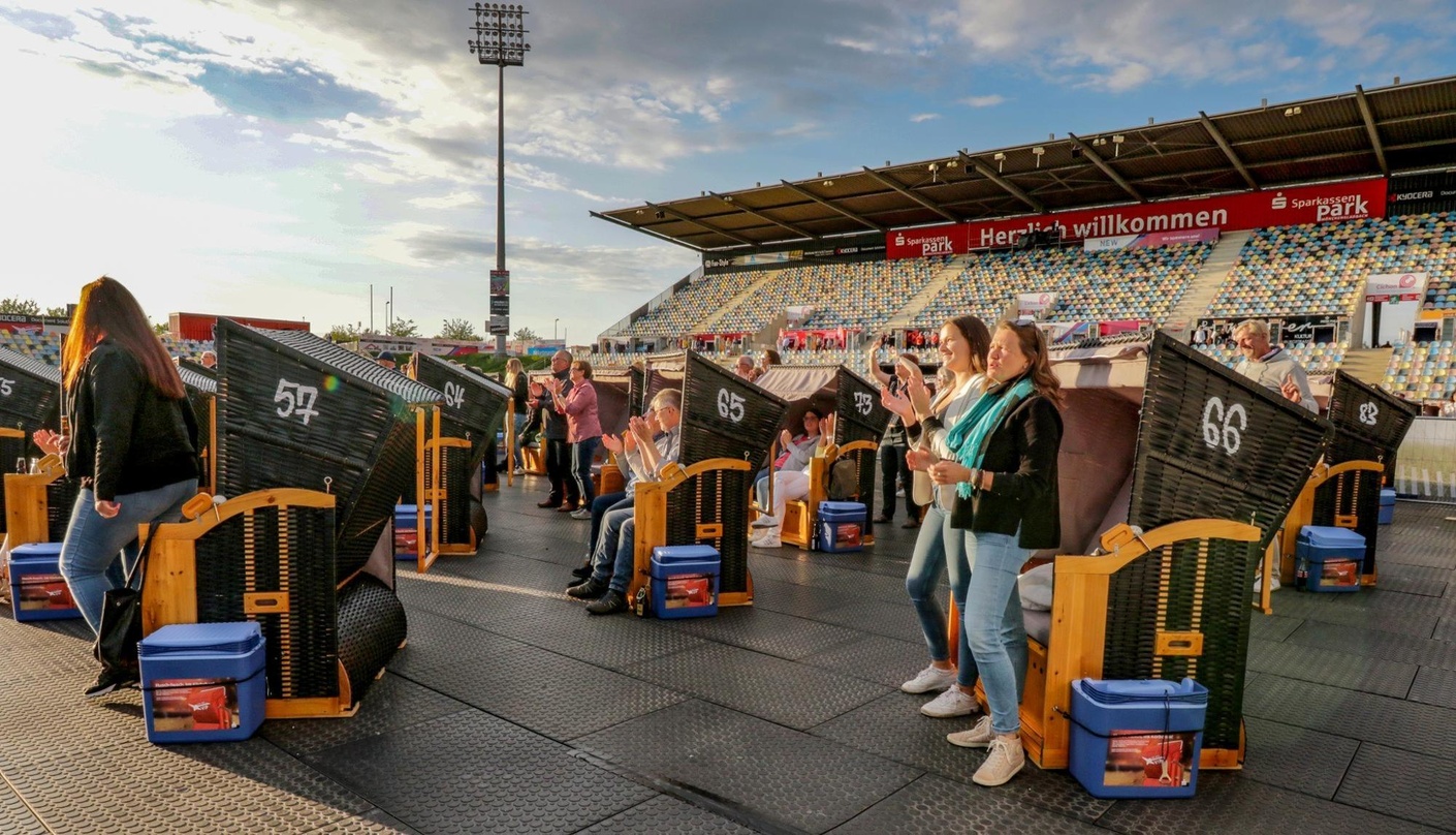 Füllen das Programm auf: die Strandkorb Open Airs, hier 2020 im Sparkassenpark Mönchengladbach