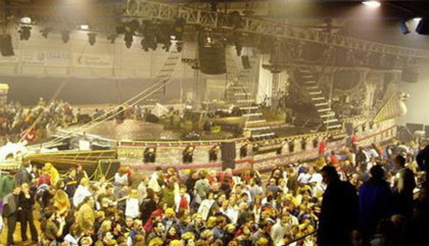 Sticht auch im Herbst noch in See: das Piratenschiff von DJ BoBo