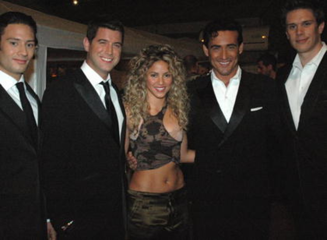 Charts-Helden von Sony BMG: Il Divo (Platz zwei Longplay) mit Shakira (Rang zehn bei den Singles