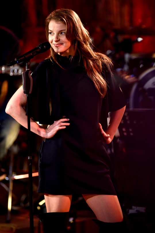 Begeisterte mit einem Prinzen-Medley: Yvonne Catterfeld bei "Sing meinen Song"