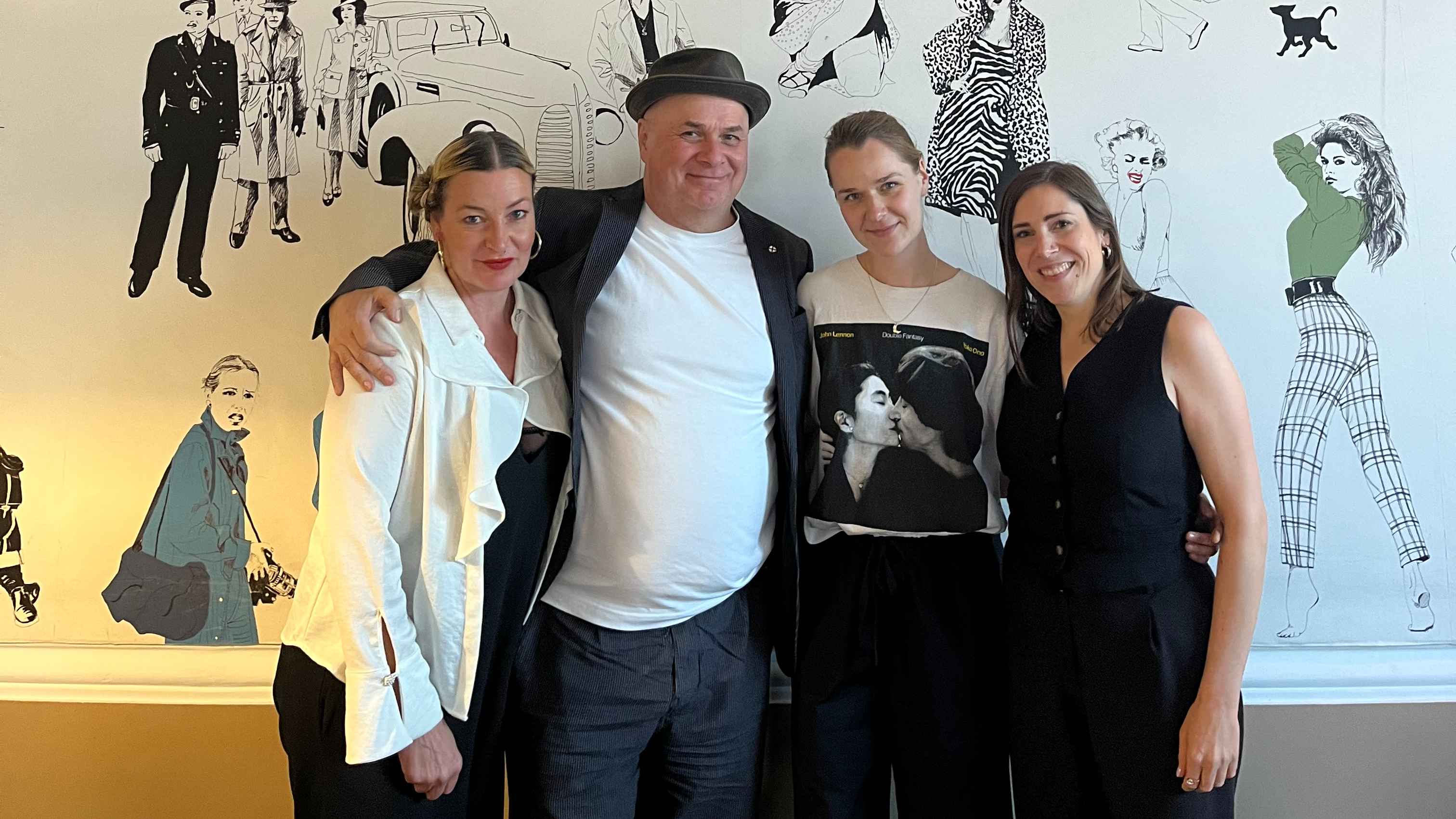 Künftig für Verlagsangelegenheiten des Komponisten verantwortlich: Lena Obara, Michael Ohst (beide Wise Music Group) Dobrawa Czocher (Künstlerin) und Sophia Blume (Wise Music Group).