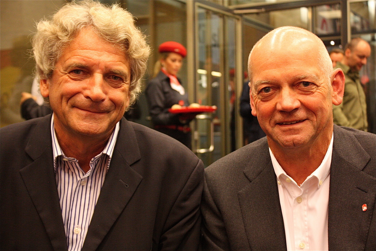 Heben gemeinsam ab: Alexander Elbertzhagen (l.), Joachim Hunold
