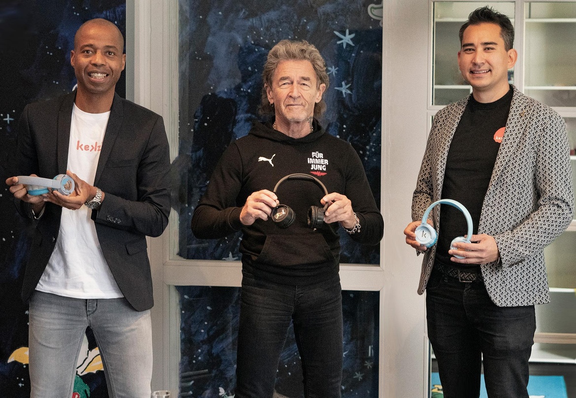 Starten eine strategische Partnerschaft (von links): Carl Taylor (Kekz), Peter Maffay und Adin Mumma (Kekz)