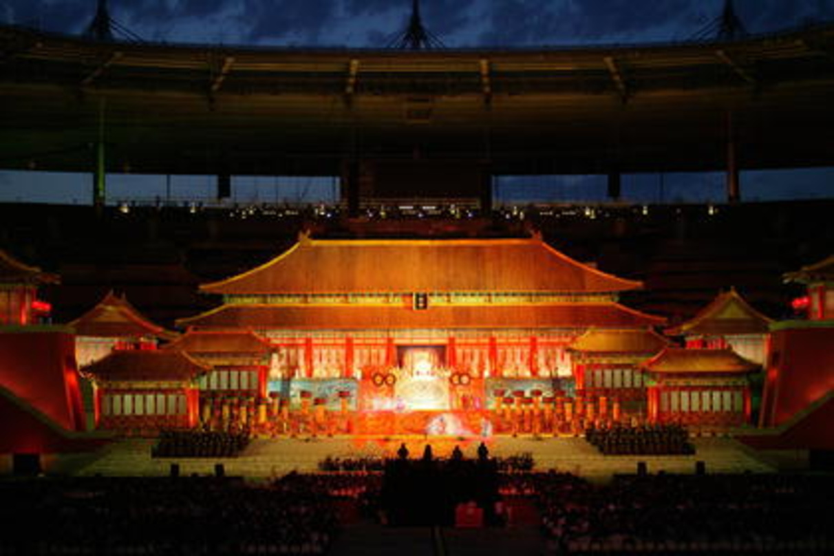 Beeindruckende Kulisse: die Oper "Turandot"