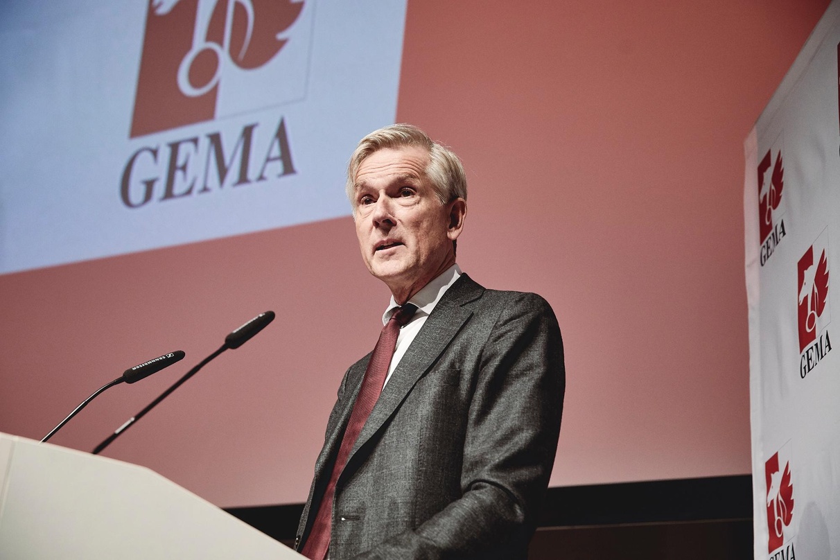 Bei der Mitgliederversammlung der GEMA in München: der Vorstandsvorsitzende Harald Heker