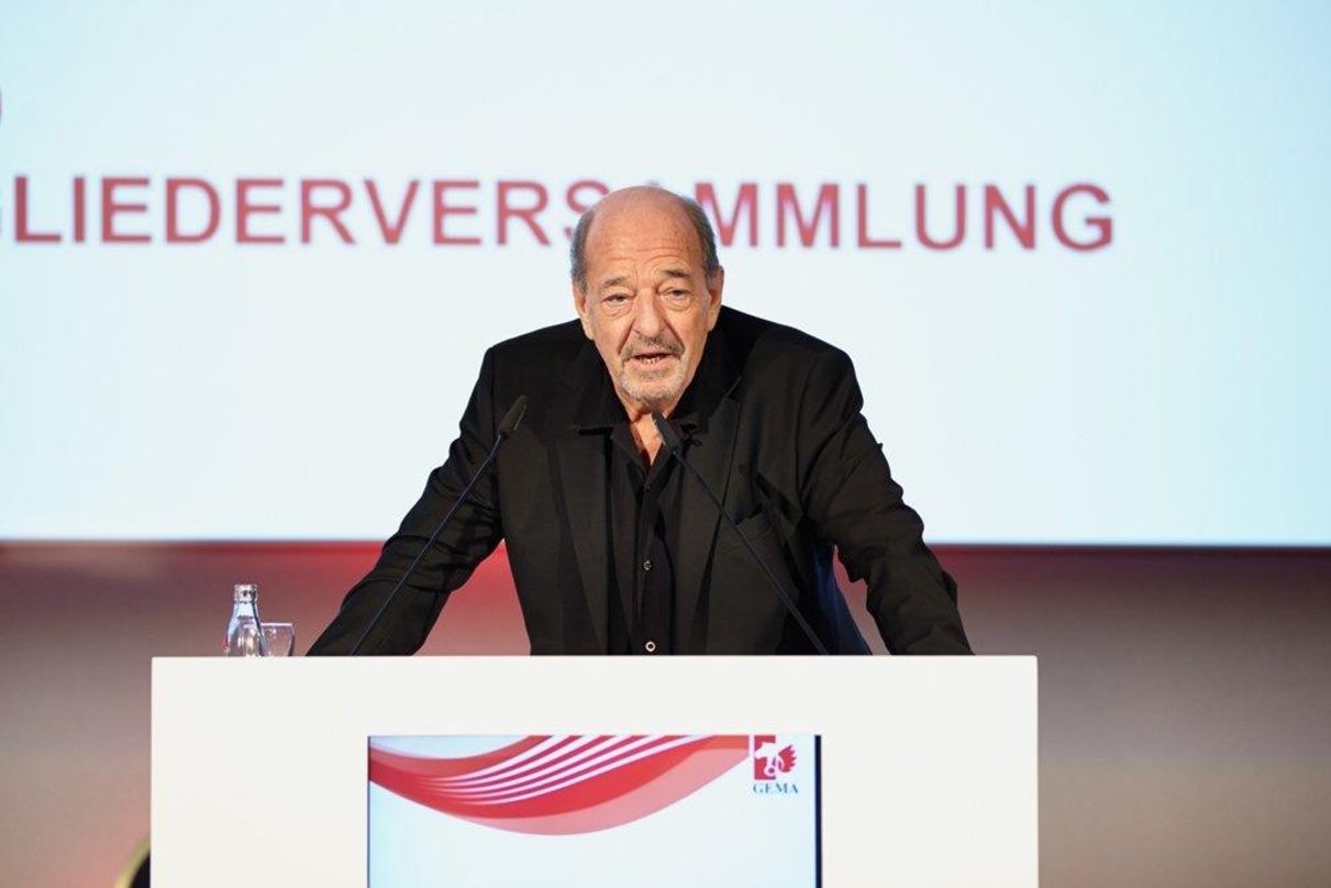 Ralph Siegel: "Die GEMA ist eine ganz besondere Einrichtung, die uns die Freiheit für unsere künstlerische Arbeit gibt. Doch wir brauchen in Deutschland vor allem im Radio und Fernsehen ei...