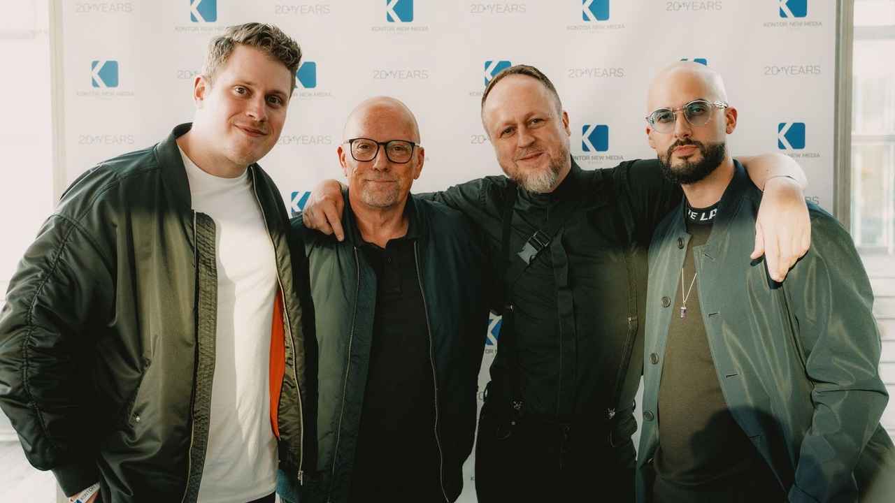 Machen gemeinsame Sache (von links): Michael Demmer (apmd. Management), Michael Pohl (Managing Director), Dennis Harm (Senior Label Manager & Head Of Product Management, beide Kontor New M...