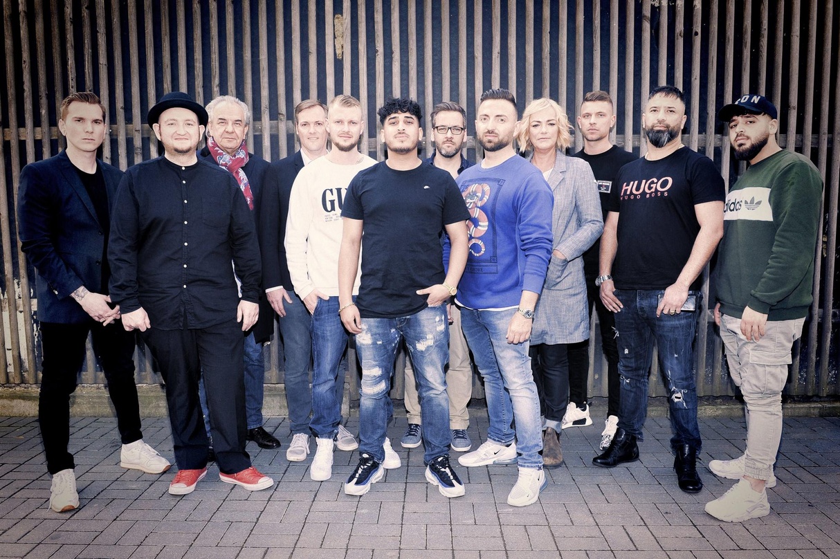Machten die Zusammenarbeit klar (von links): Mathias Schorer (A&R Manager, Ariola & RCA Deutschland), Marc Huttenlocher (Senior Product Manager RCA Deutschland), Jürgen Grethler (Rechtsanw...