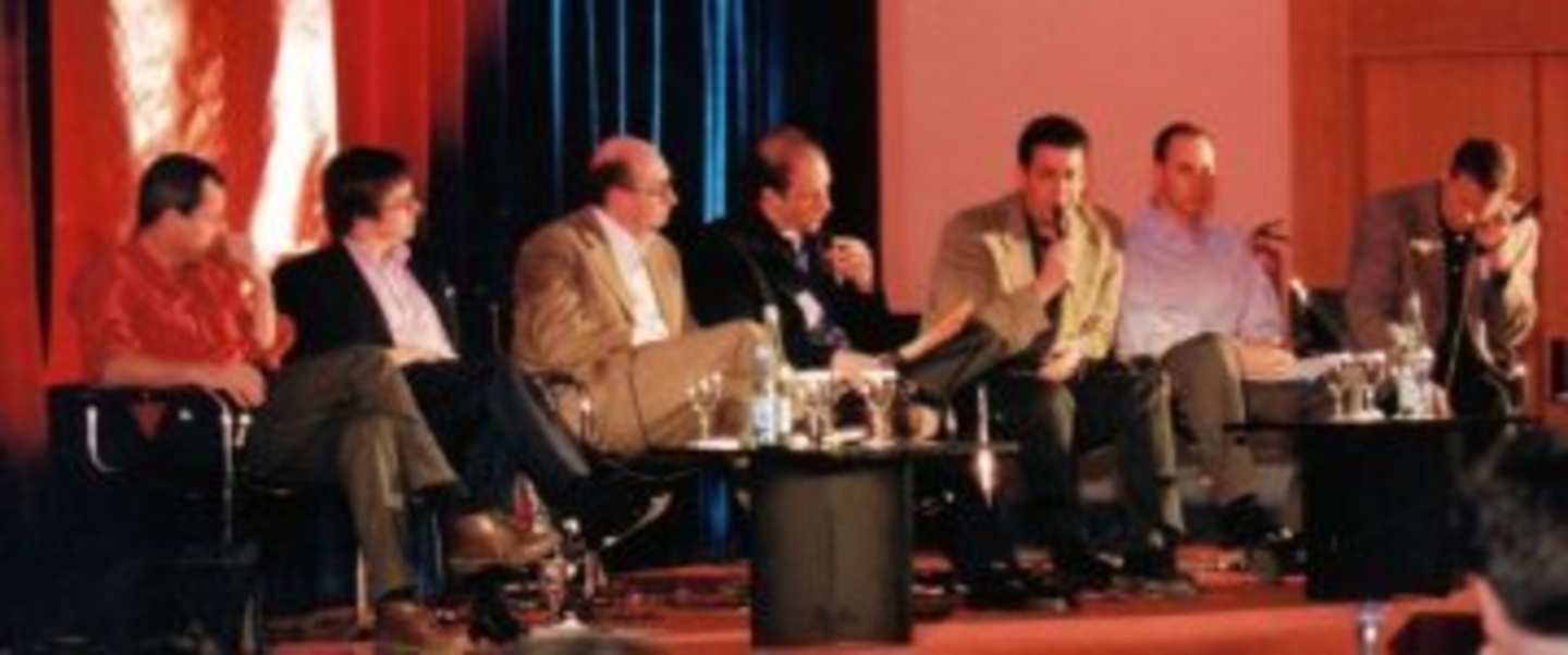 Prominent besetzes Panel (v.l.n.r.): Emmanuel de Buretel, Martin Craig, Michael Haentjes (edel music AG), Mark Mooradian (Jupiter MMXI), David Goldberg (launch Media), Alon Honroy (iCrunch...