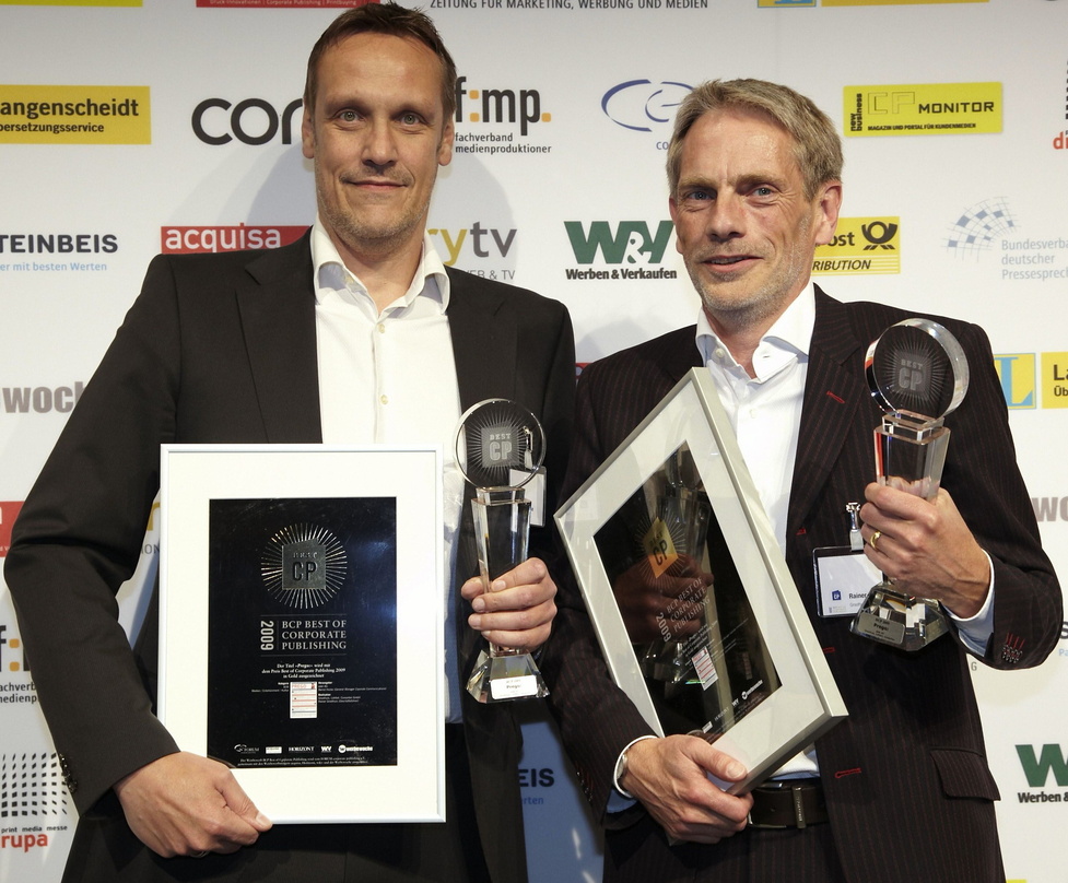 Glücklich über den Preis: Bernd Hocke (l.) und Rainer Groothuis