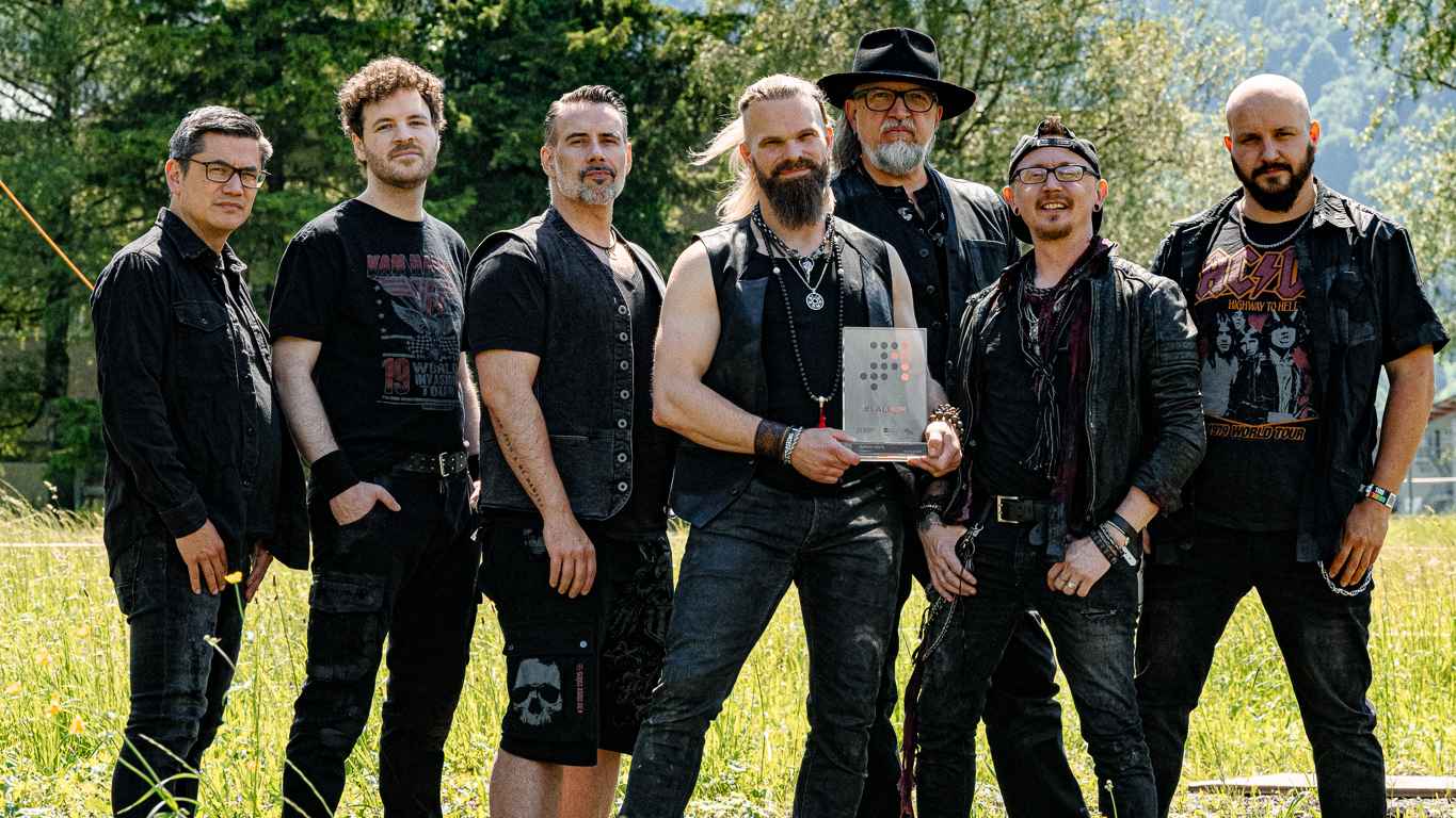 Mit ihrem Nummer1-Award der GfK: Saltatio Mortis.