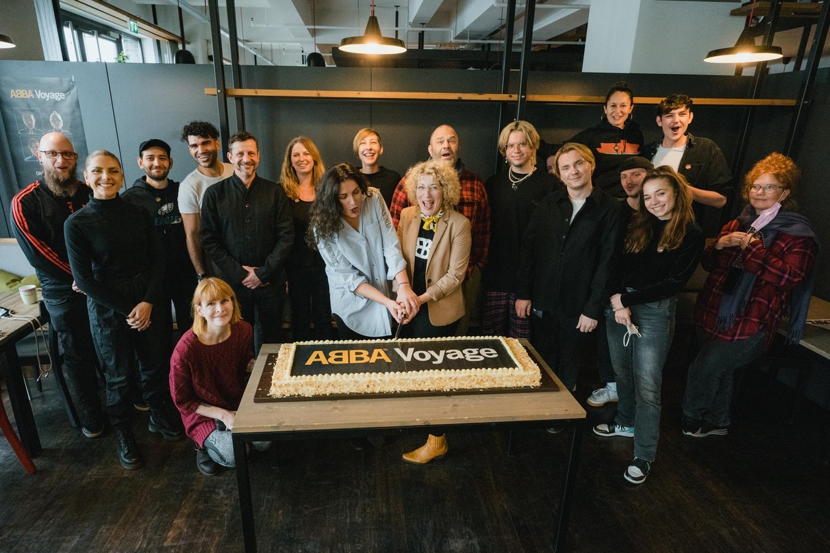 Am 5. November erschien "Voyage", das erste Album der schwedischen Formation Abba seit fast 40 Jahren - und laut Frank Briegmann, Chairman & CEO von Universal Music Central Europe, das woh...