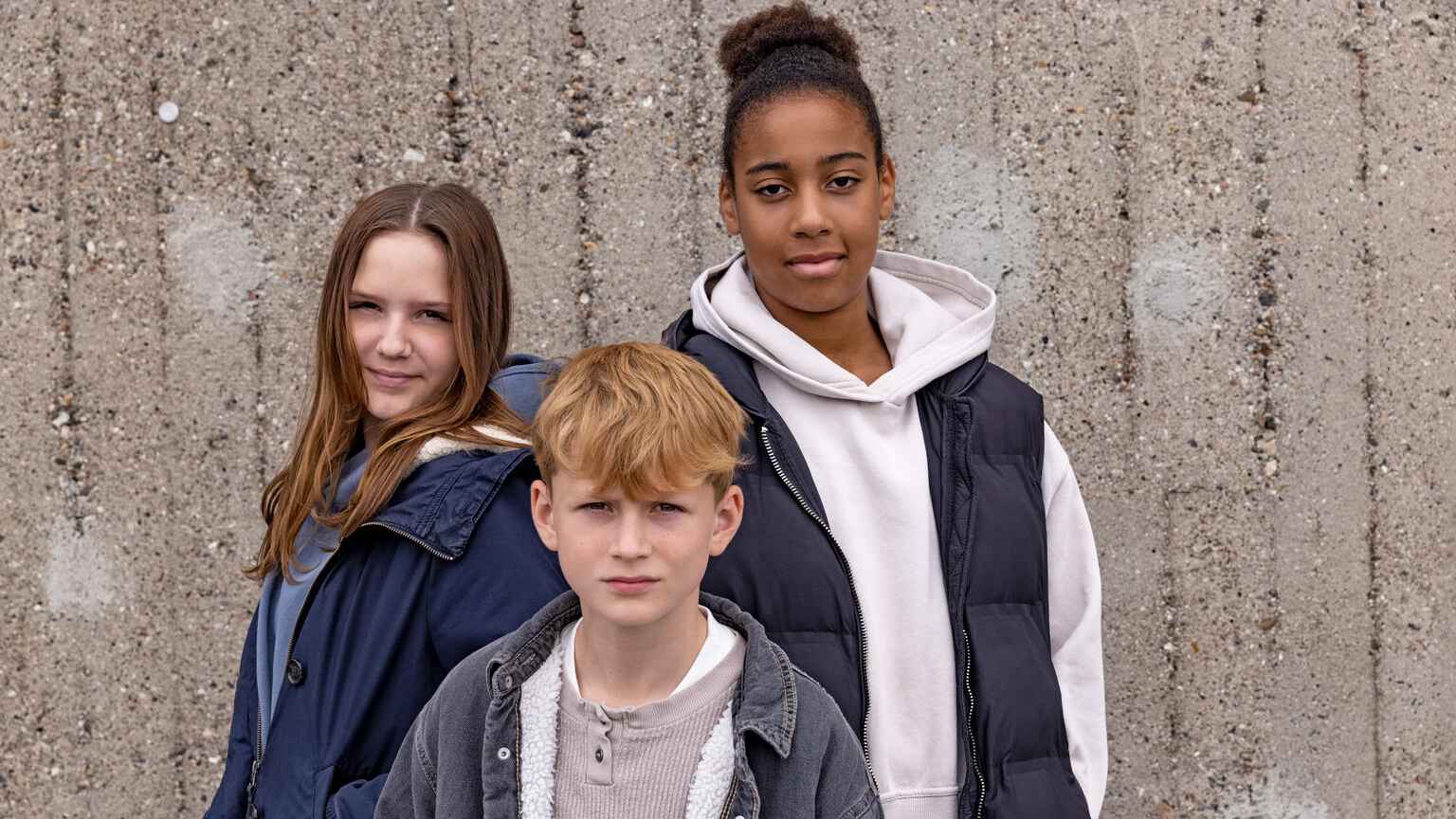 Singen die neue Version vom Udo-Song (von links): Katharina, Henri und Halle (alle 12).