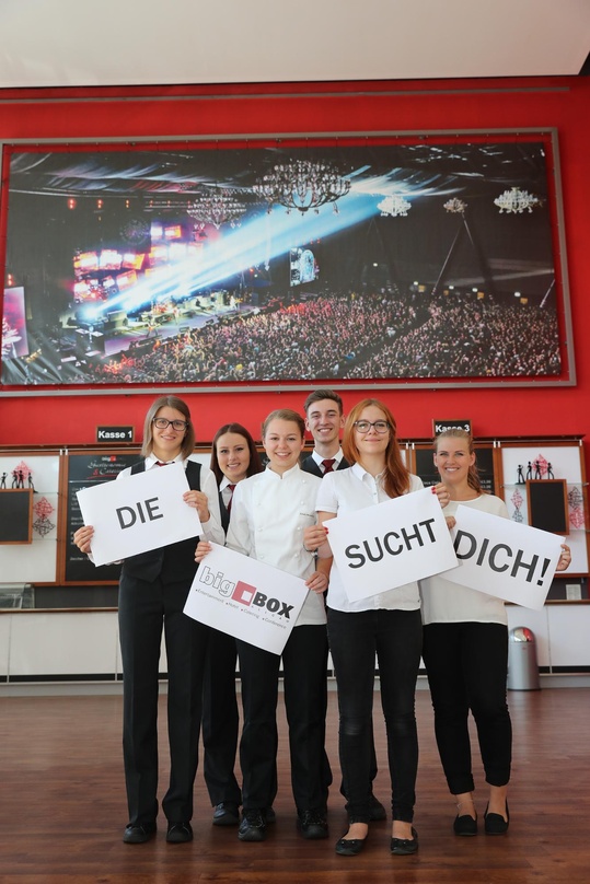 Fangen bei der bigBox Allgäu an: Auszubildende der FH Promotions GmbH & Co KG