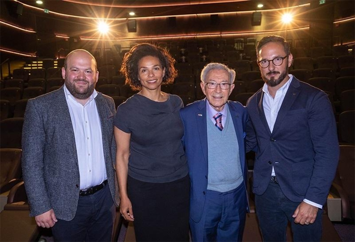 Wollen ein Zeichen gegen Antisemitismus und Hass setzen (von links): Mihail Groys (Projektkoordinator BMG), Ama Walton (General Counsel BMG), Ben Lesser und Emanuel Rotstein (Regisseur 'Di...