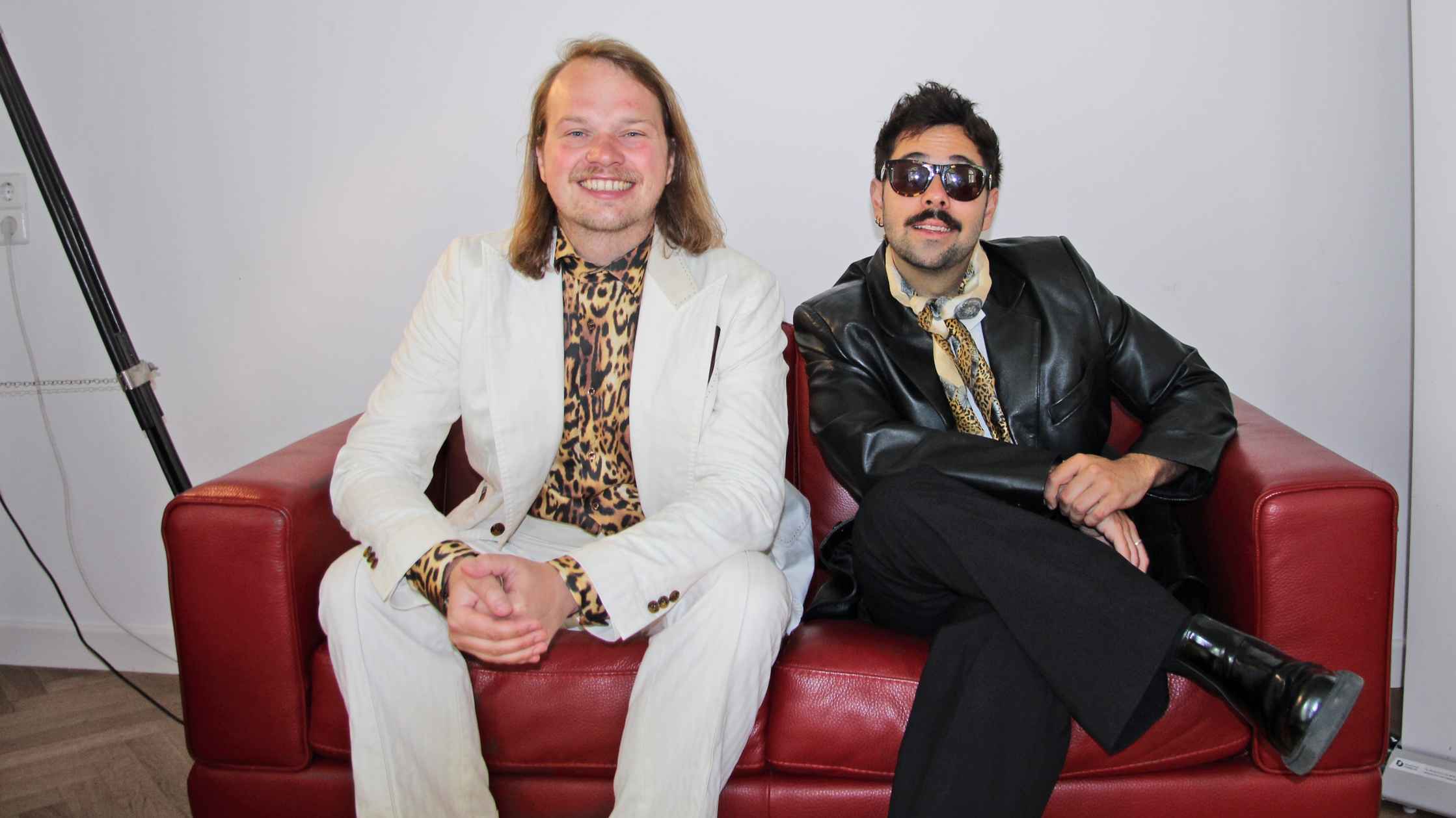 Arbeiten beim Livegeschäft von Anfang an mit Innsite Booking: Roy Bianco (links) und sein Kreativpartner Die Abbrunzati Boys.