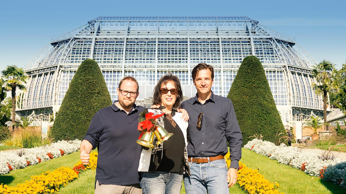 Bereiten die zweite Saison des Christmas Garden Berlin vor (von links): Lutz Grotehöfer (Geschäftsführer Concert Concept), Ute Hafermalz (Projektleitung Christmas Garden Berlin) und Christ...