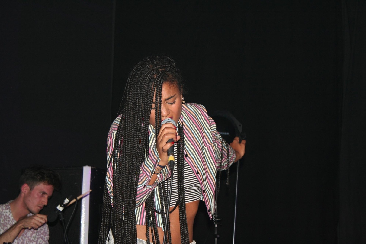 Sang bei der "Ladies Night" von Unverisal Music Publishing in Berlin: Lary