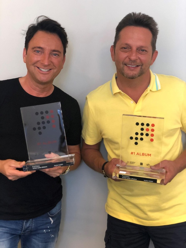 Nahmen den Nummer 1 Award entgegen: Fredi Malinowski (links) und Martin Hein von Fantasy