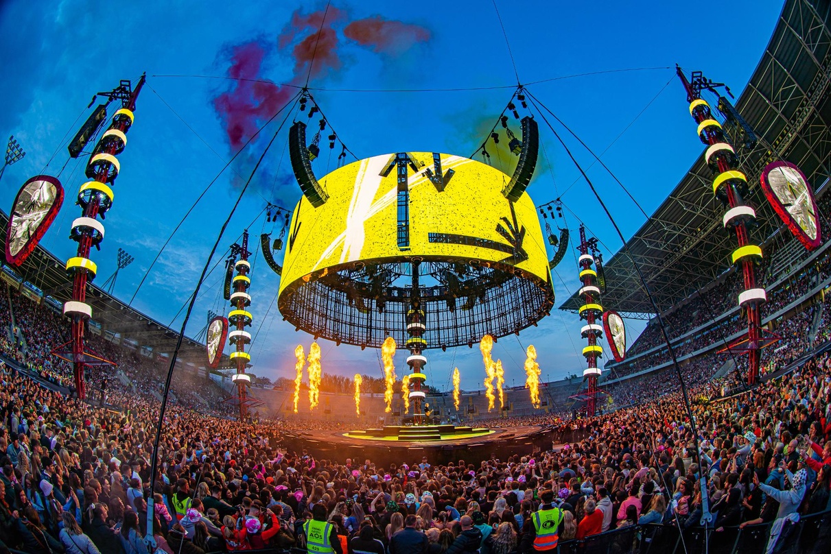 Führt die Ticketcharts 2022 an: die "Mathematics"-Tour von Ed SheeranIst die erfoStellt