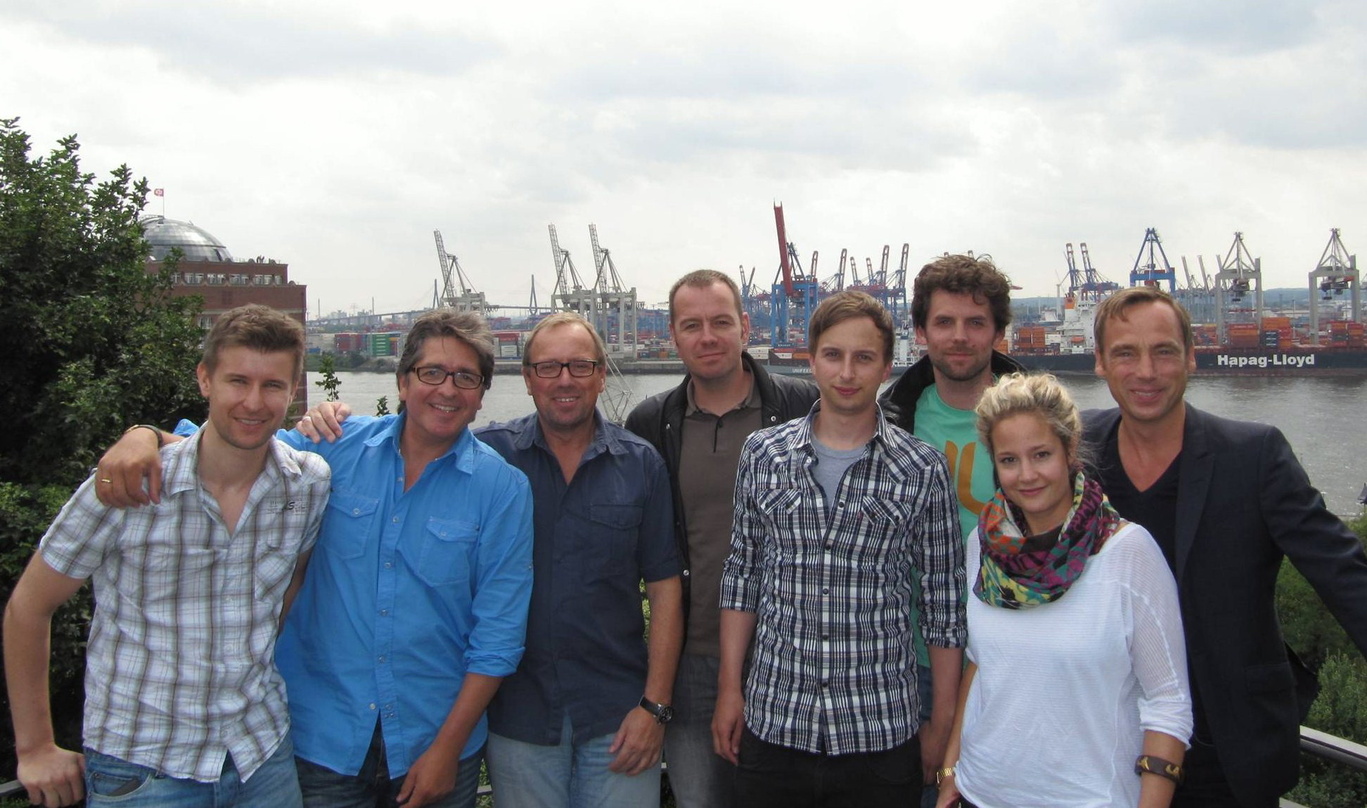 Bilden eine neue Hamburger Allianz (v.l.n.r.): Daniel Dittmann (A&R wavemusic), Michael von Droffelaar, Michael Pohl (Managing Director Kontor New Media), Alexander Röhrs (Director Label R...