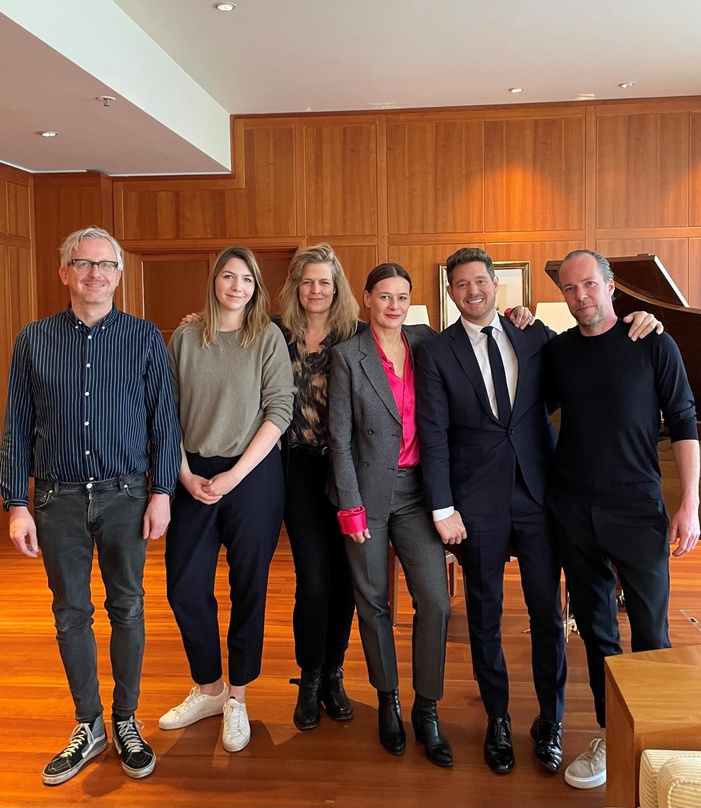 Trafen sich in Deutschland (von links): Christian Klabunde (Marketing Manager Warner Music), Caroline Steinigk (Director Marketing Warner Music), Bettina Dorn (Senior Director Brand, Media...