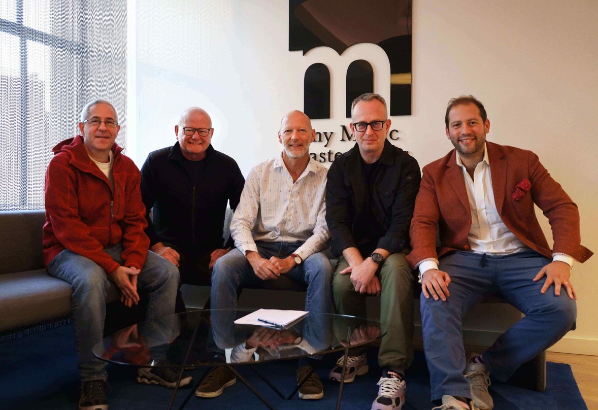 Neue Partner (von links): Josh Lerman (Masterworks), Rob McIntosh (MAC Global), Mark Cavell (Masterworks), Dan Goldberg (MAC Global) und Ollie Rosenblatt (Senbla)