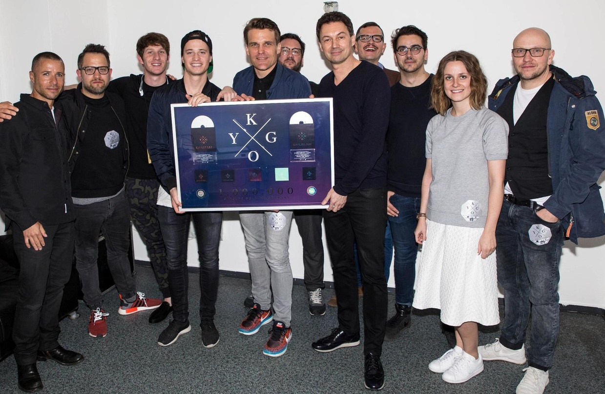 Trafen sich im Münchner Zenith (von links): Adam Granite (President Northern & Eastern Europe and Africa Sony Music International), Patrick von Strenge (General Manager Columbia Deutschlan...
