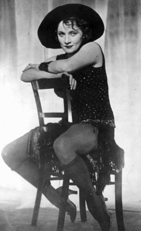 Sang Hollaender: Marlene Dietrich in "Der blaue Engel"