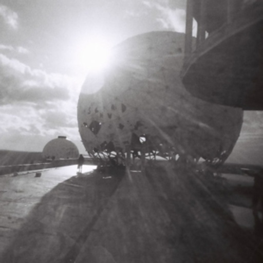 Grimm Grimm – Hazy Eyes Maybe