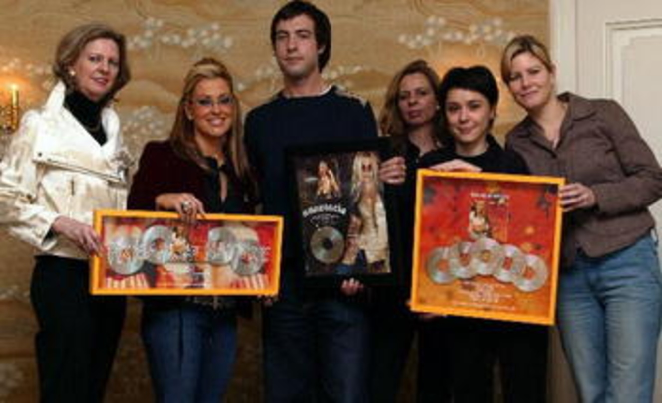 Platinmannschaft: Anastacia und Sony Music Schweiz