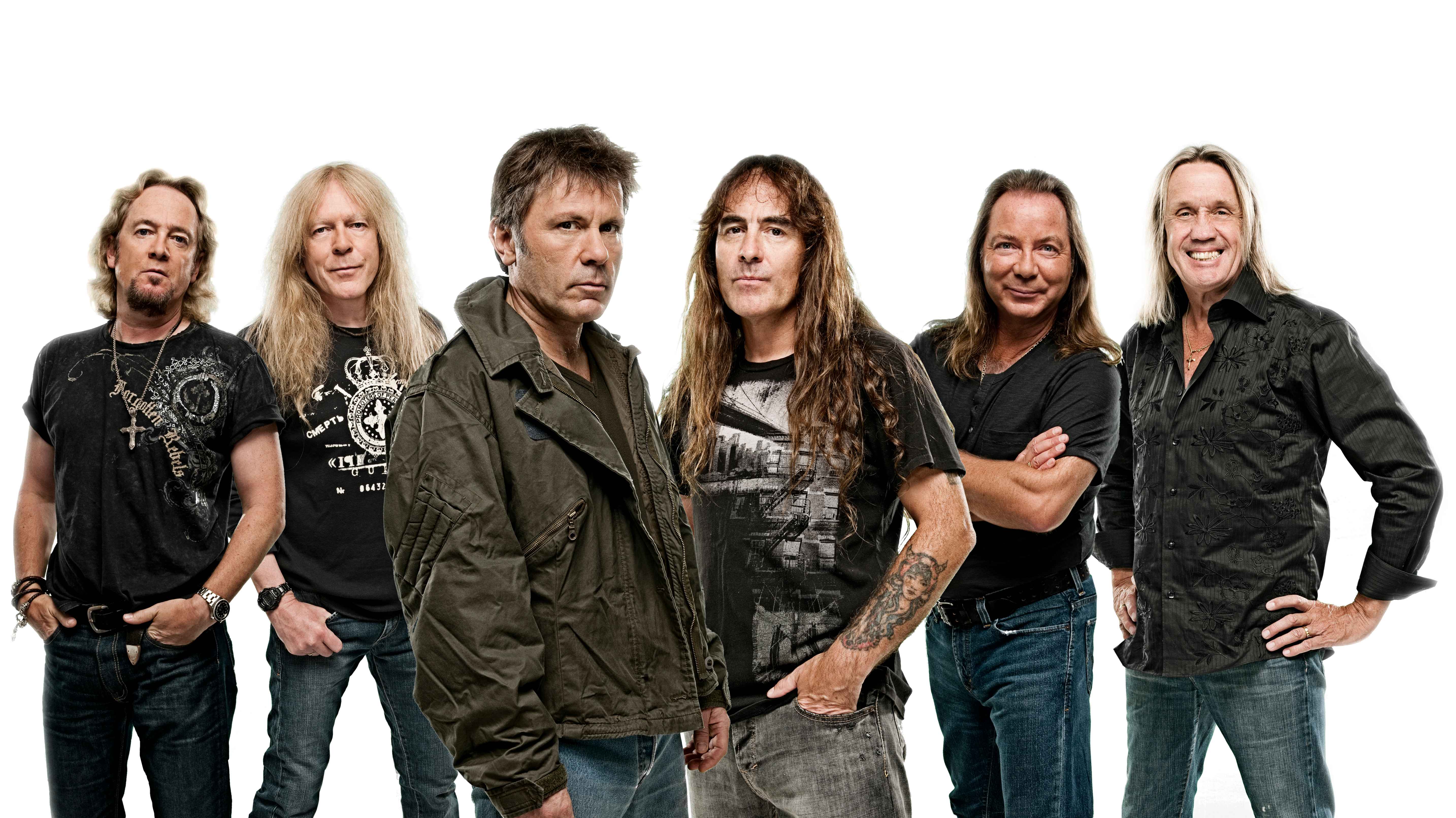 Erhielten Gold für ihr Best-Of-Album "	From Fear To Eternity": Iron Maiden.