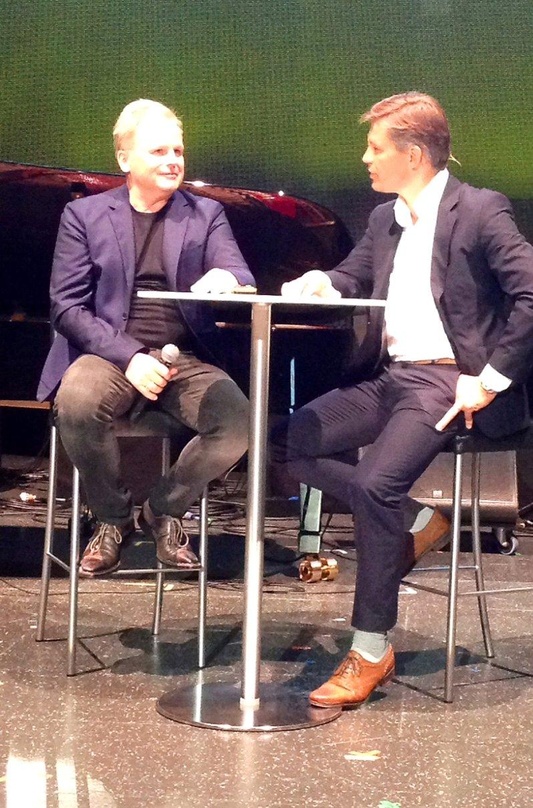 Eröffneten die Vertriebstagung von Universal Music mit einer Gesprächsrunde (von links): Herbert Grönemeyer und Frank Briegmann