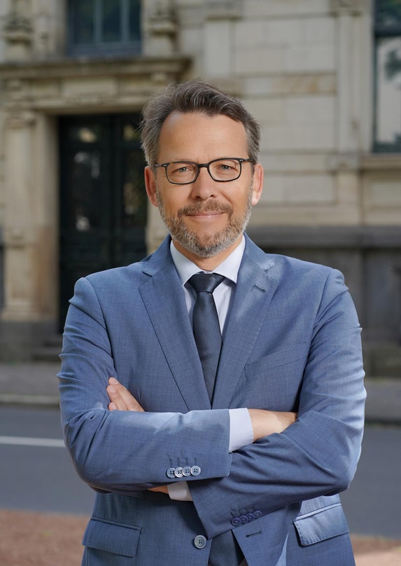 Nahm die "Kulturmilliarde" in den Mund: der FDP-Politiker Otto Fricke