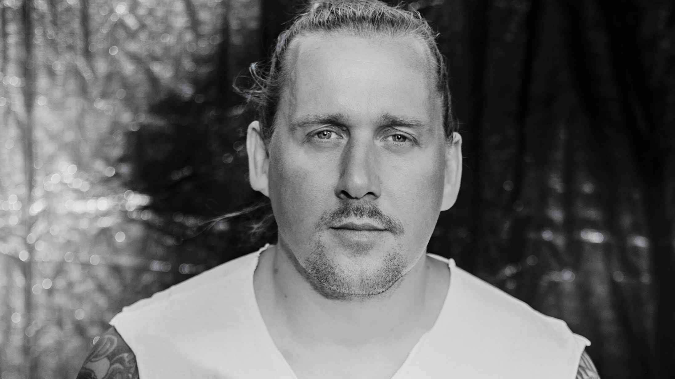 Hat den Fragebogen von MusikWoche ausgefüllt: Jan Korbach, A&R, Productmanagement Glitterhouse Records.