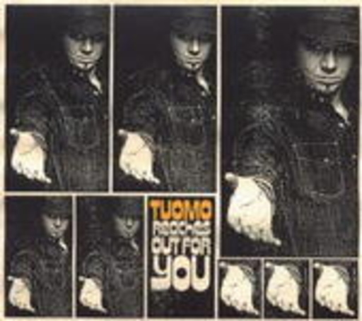 Tuamo – Reaches Out For You