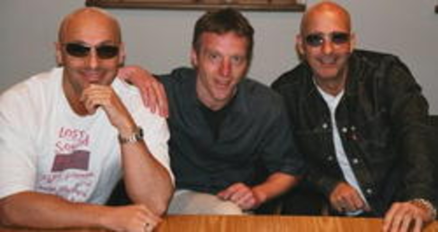 Seit Juni Partner (v.l.n.r.): Richard Fairbass, von Löhneysen und Fred Fairbass