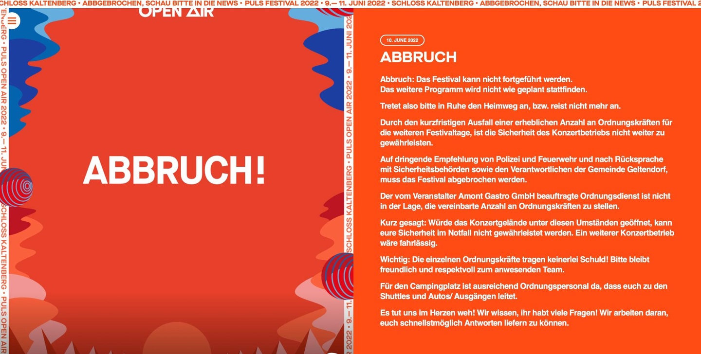 Informiert die Besucher*innen über das weitere Vorgehen: die Homepage des Puls Festivals