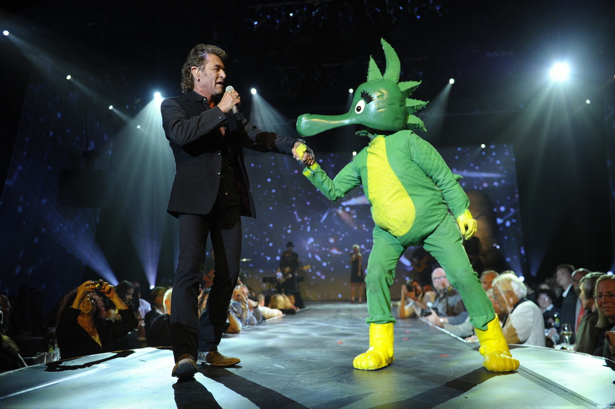 Erfreuen sich ungebrochener Nachfrage: Peter Maffay und sein kleiner grüner Freund