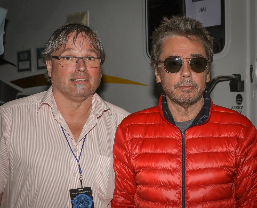 Vor dem Konzert beim Kunst!Rasen: Veranstalter Ernst-Ludwig Hartz (links) mit Jean Michel Jarre