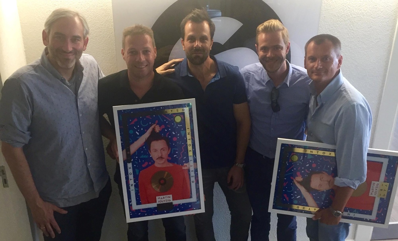 Schnappschuss bei der Verleihung (von links): Daniel Lieberberg (Senior Vice President Universal Music), Roger de Graaf (Head of A&R/Owner Spinnin' Records), Daniel Schmidt (Director A&R P...