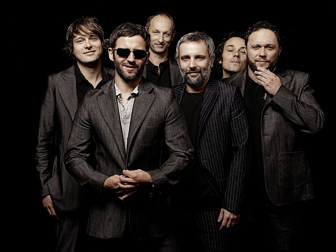 Setzen ihre Ideen nun live im Band-Format um: Jazzanova