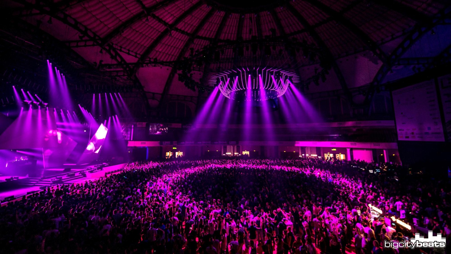 Bildete den Auftakt für den World Club Dome in Frankfurt: die BigCityBeats Birthday Party in der Festhalle, hier beim Auftritt von Axwell & Ingrosso