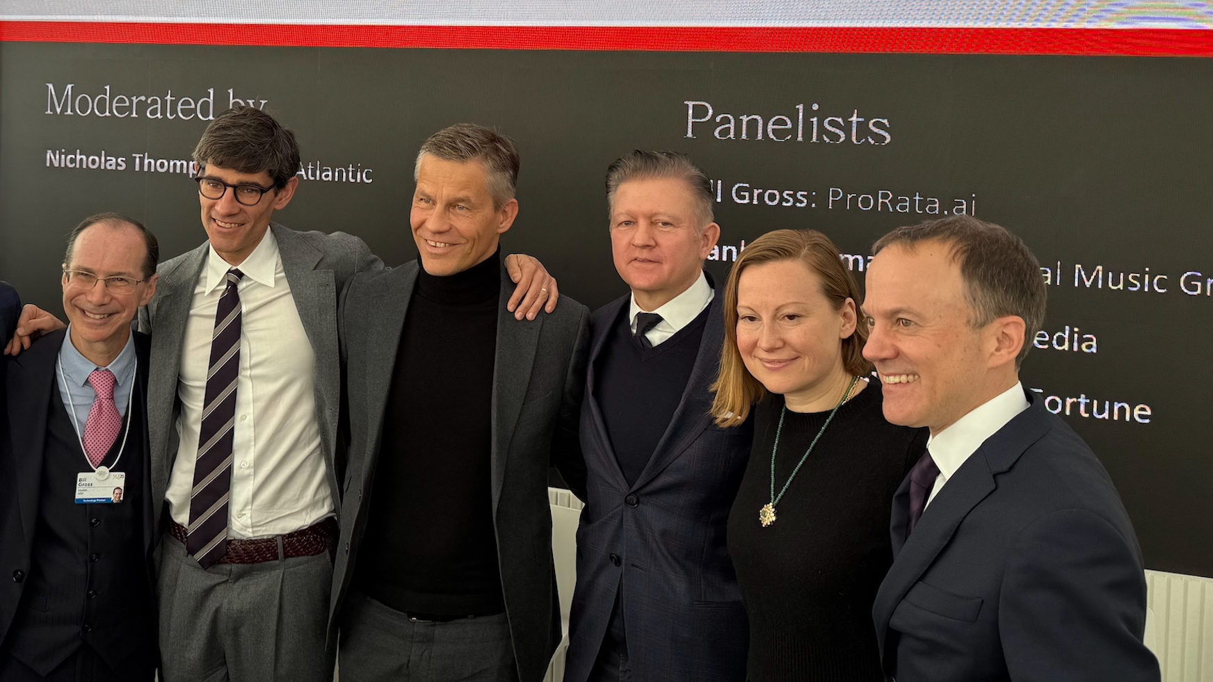 Brachten am Rande des World Economic Forum in Davos die AI/KI-Diskussion auf die Bühne (von links): Bill Gross (ProRata.ai, Idealab), Nicholas Thompson (The Atlantic), Frank Briegmann (Uni...