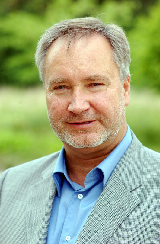 Wird den Preis überreichen: Winfried Jacobs