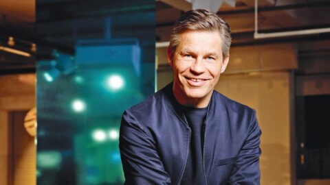Frank Briegmann _c_ Peter Rigaud Spannt sein internationales Netzwerk im Hause der Universal Music Group nun weit über Europa hinaus aus: Frank Briegmann, der ab sofort als Chairman & CEO von Universal Music Europa, Australien, Neuseeland und Kanada sowie der Deutschen Grammophon fungiert. Foto: Peter Rigaud